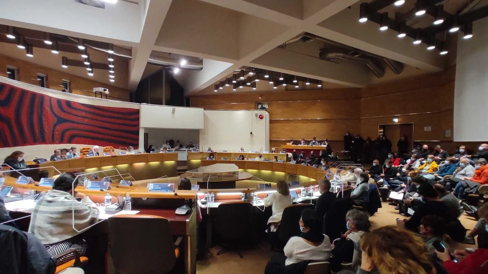 L'affaire de la Semivim agite régulièrement les conseils municipaux depuis la mi-décembre 2021. (Photo LC)