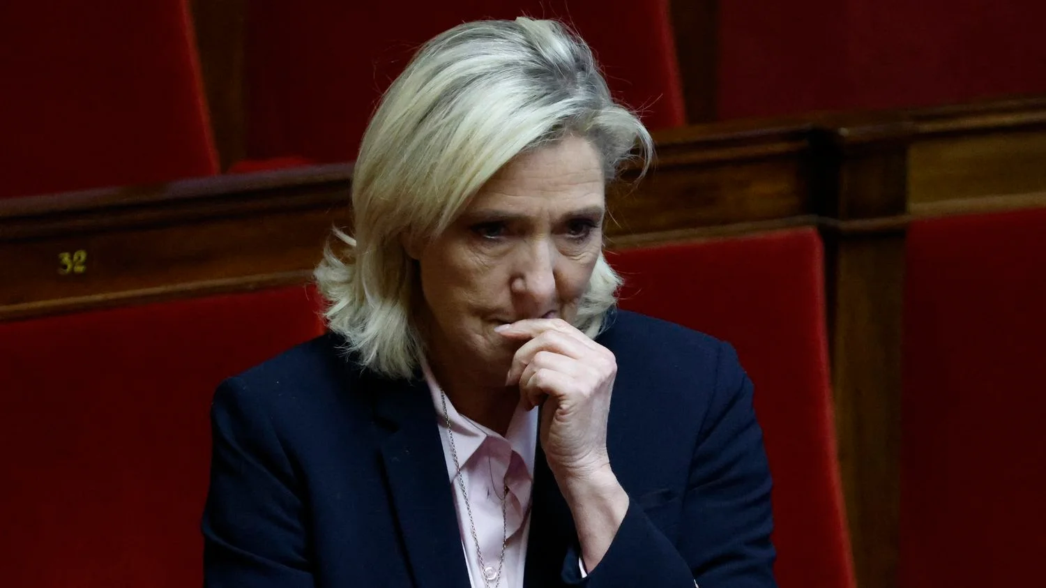La présidente du groupe Rassemblement national à l'Assemblée nationale Marine Le Pen le 7 décembre 2023.